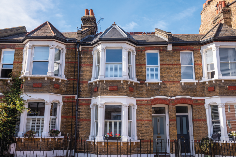 Navigating Property Auctions and Avoiding That 1-In-200 Mistake
